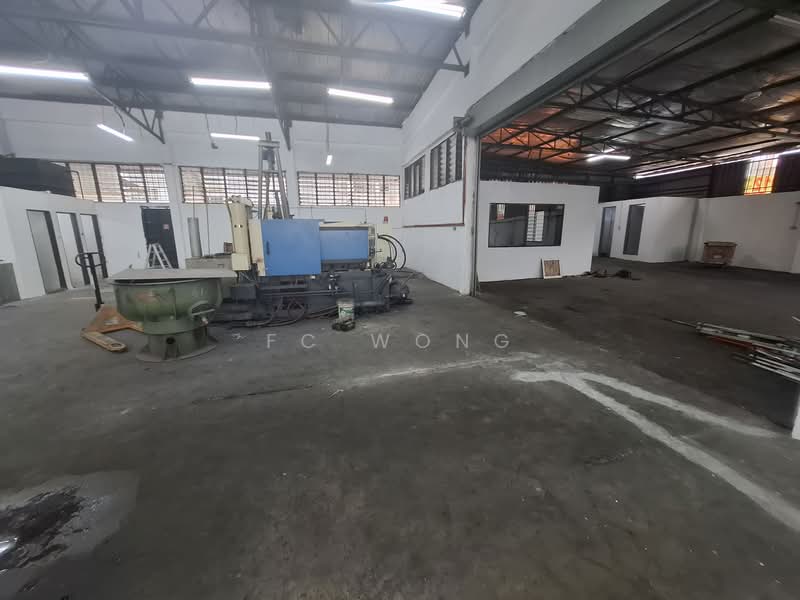 Warehouse for Rent in Taman Perindustrian Ehsan Jaya (Kepong) - FC Wong - Interior - PropertyGuru.com.my