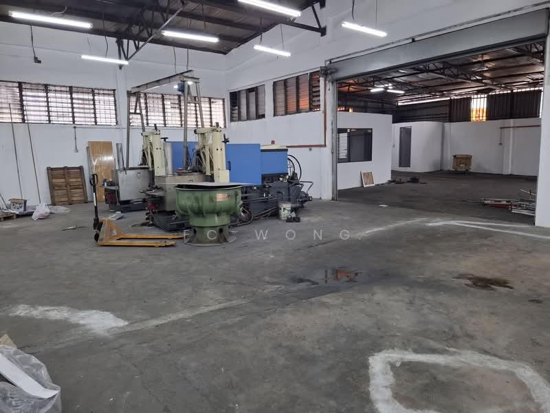 Warehouse for Rent in Taman Perindustrian Ehsan Jaya (Kepong) - FC Wong - Interior - PropertyGuru.com.my