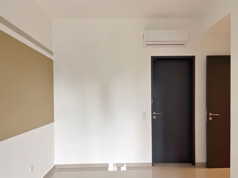 Servis Apartment untuk Disewa di D'Quince Residences - Kim Ling - Master Bedroom - PropertyGuru.com.my
