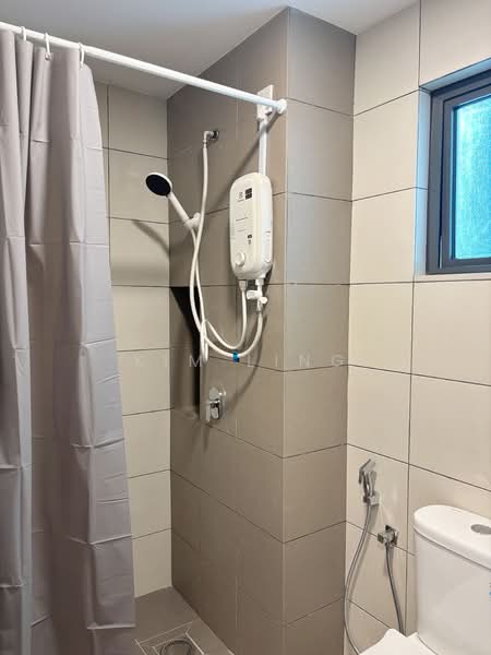 Servis Apartment untuk Disewa di D'Quince Residences - Kim Ling - Bathroom 2 - PropertyGuru.com.my