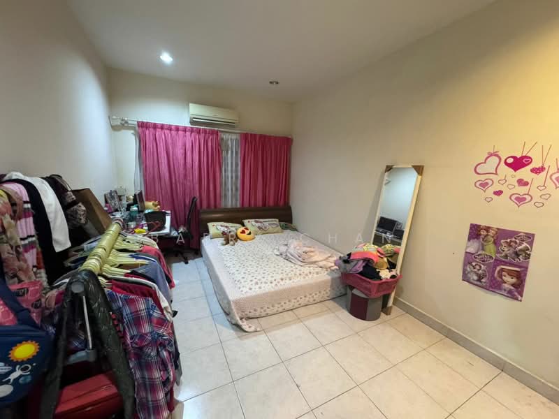 2-storey Terraced House for Sale at Taman Lagenda Mas - BARRY CHAN - Bedroom - PropertyGuru.com.my