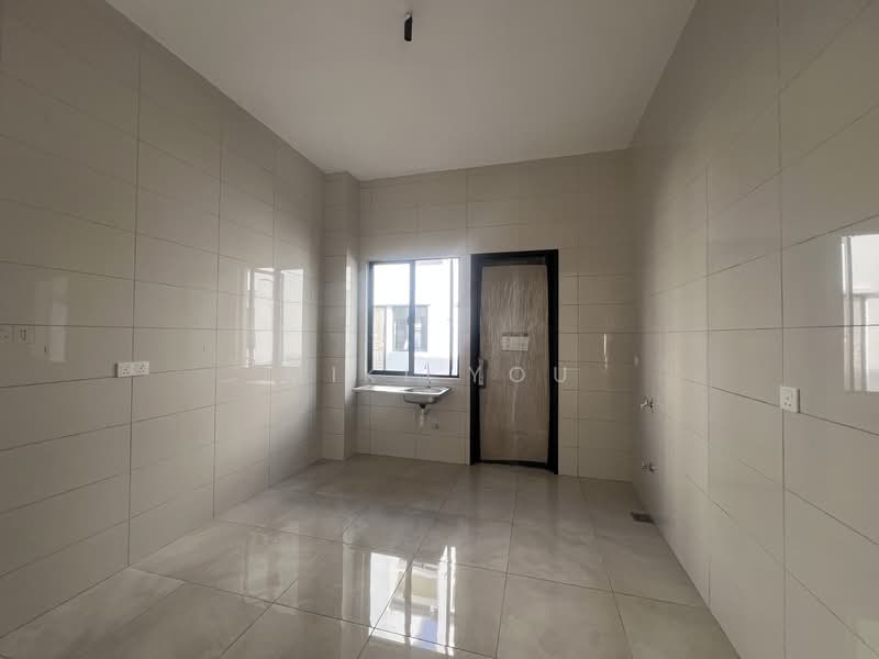 2-storey Terraced House for Rent in Bandar Rimbayu (Telok Panglima Garang) - Miki You - Kitchen - PropertyGuru.com.my
