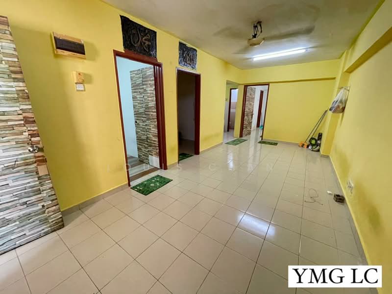 Flat for Sale at Pelangi Damansara - Louis Chan - Corridor - PropertyGuru.com.my