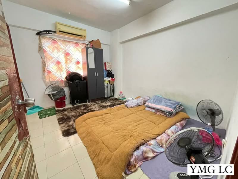 Flat for Sale at Pelangi Damansara - Louis Chan - Bedroom - PropertyGuru.com.my