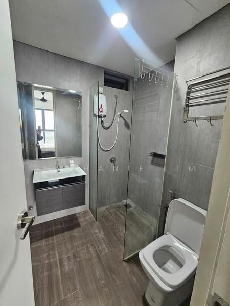 Servis Apartment untuk Disewa di Geo Bukit Rimau - Stephanie Lim - Bathroom - PropertyGuru.com.my