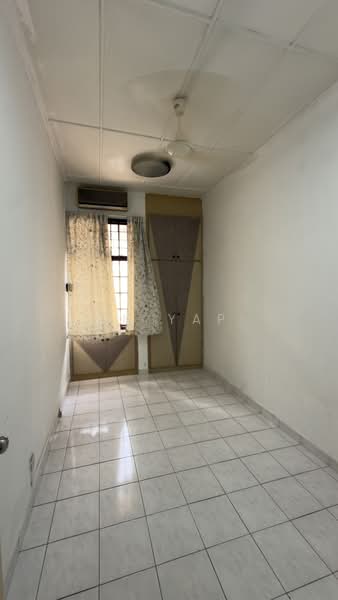 1-storey Terraced House for Rent in Taman Molek (Johor Bahru) - JH Yap - Interior - PropertyGuru.com.my