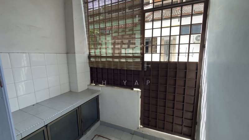 1-storey Terraced House for Rent in Taman Molek (Johor Bahru) - JH Yap - Interior - PropertyGuru.com.my