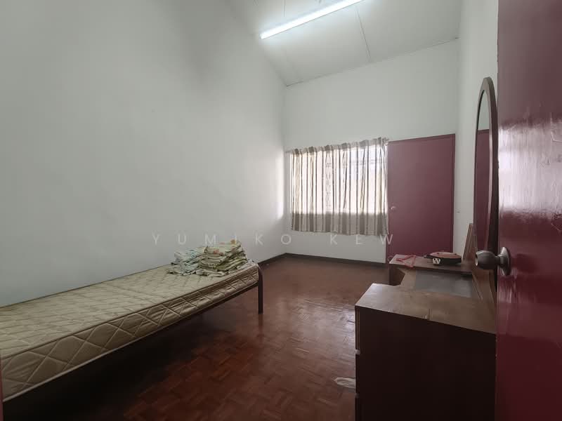 2-storey Terraced House for Sale in Taman Connaught (Cheras) - Yumiko Kew - Bedroom - PropertyGuru.com.my