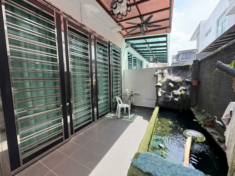 Cluster House for Sale in Taman Mount Austin (Tebrau) - Emily Hau - Exterior - PropertyGuru.com.my