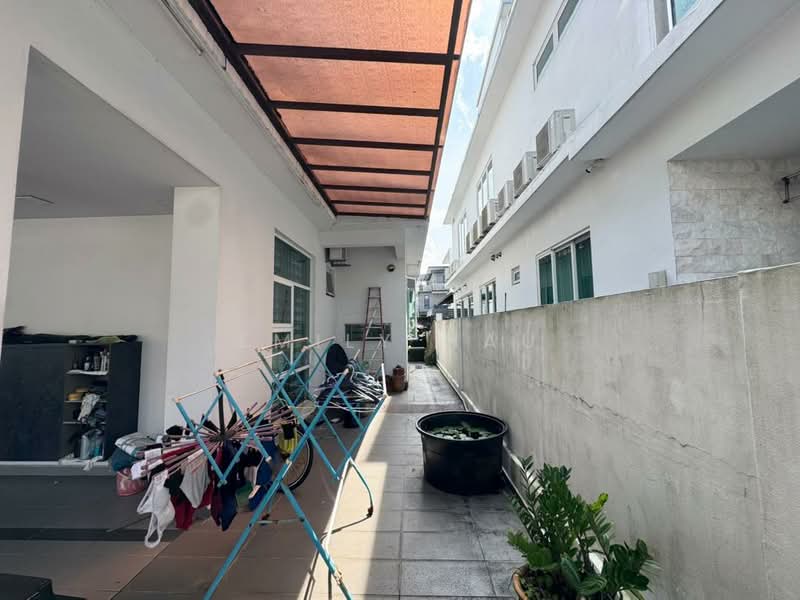 Cluster House for Sale in Taman Mount Austin (Tebrau) - Emily Hau - Exterior - PropertyGuru.com.my