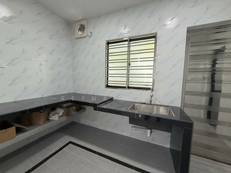 1-storey Terraced House for Rent in Taman Universiti (Skudai) - Reyna Wong - Kitchen - PropertyGuru.com.my