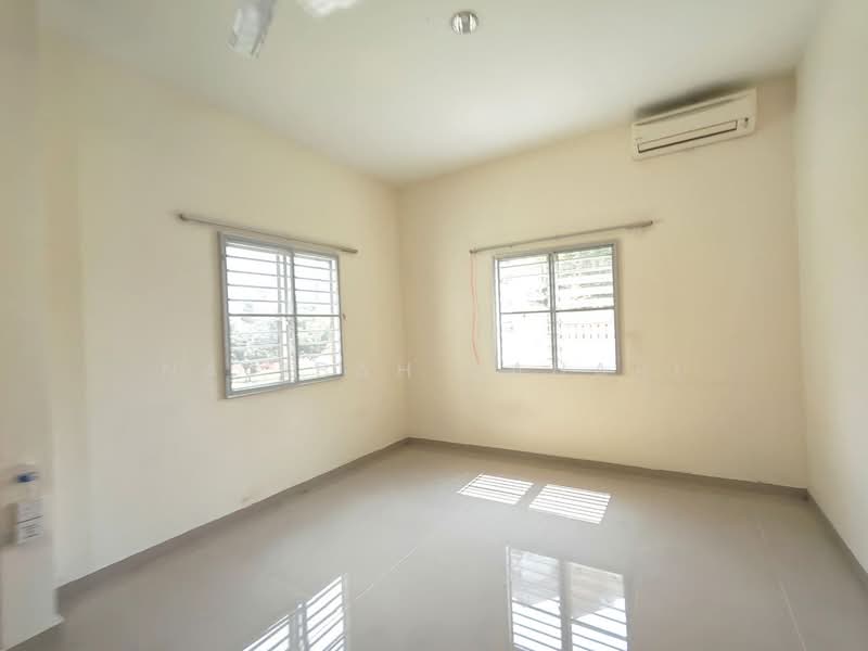 Rumah Berkembar untuk Dijual di Taman Gembira (Jalan Klang Lama (Old Klang Road)) - Najibah Sahari - PropertyGuru.com.my