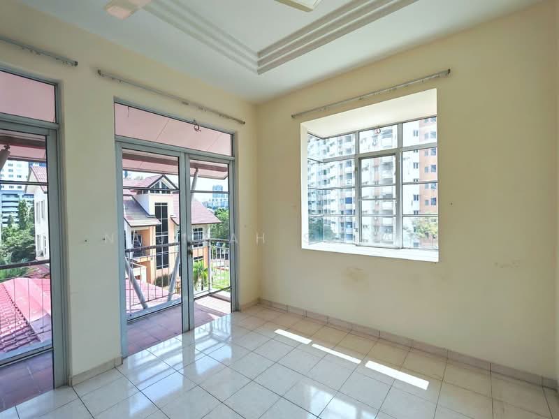 Rumah Berkembar untuk Dijual di Taman Gembira (Jalan Klang Lama (Old Klang Road)) - Najibah Sahari - PropertyGuru.com.my