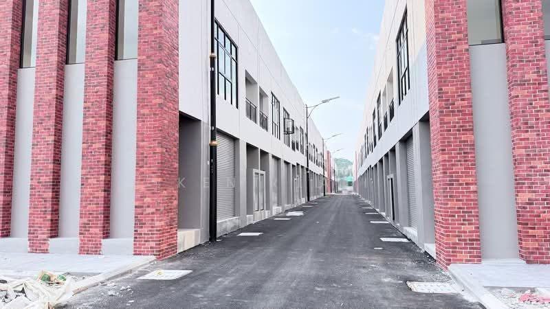 Kedai untuk Disewa di Bandar Gamuda Gardens (Rawang) - Kent Lau - Exterior - PropertyGuru.com.my