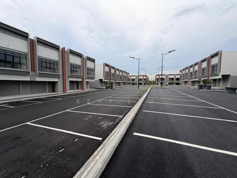Kedai untuk Disewa di Bandar Gamuda Gardens (Rawang) - Kent Lau - Exterior - PropertyGuru.com.my