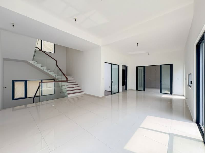 Rumah Banglo untuk Dijual di Kajang (Selangor) - Ali Idris - Living Room - PropertyGuru.com.my