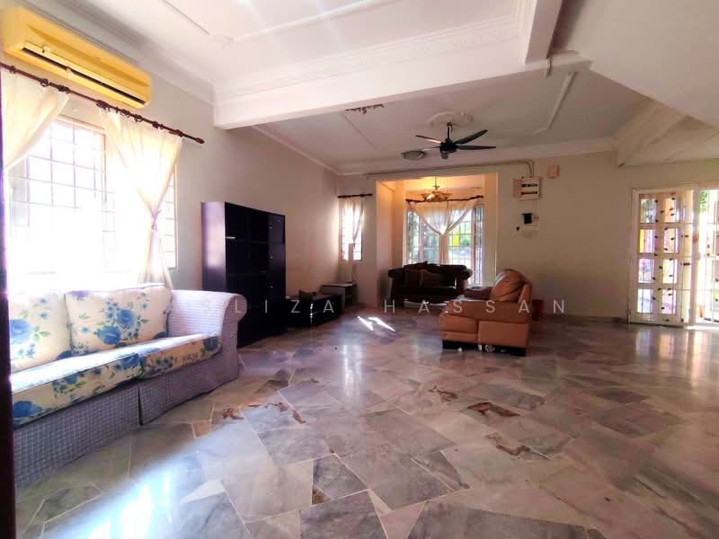 2-storey Terraced House for Sale in Cheras (Selangor) - Hasliza Hassan - Living Room - PropertyGuru.com.my
