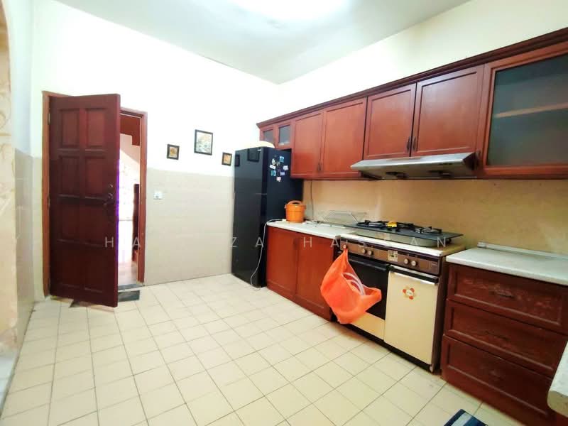 2-storey Terraced House for Sale in Cheras (Selangor) - Hasliza Hassan - Kitchen - PropertyGuru.com.my