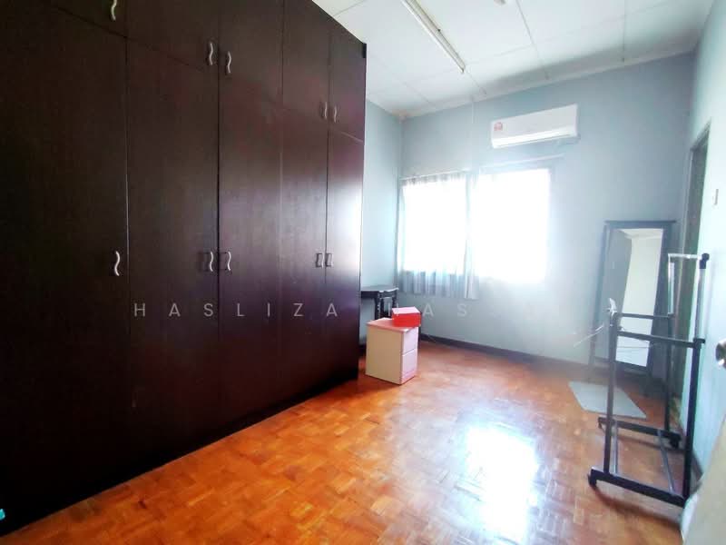 2-storey Terraced House for Sale in Cheras (Selangor) - Hasliza Hassan - Bedroom - PropertyGuru.com.my