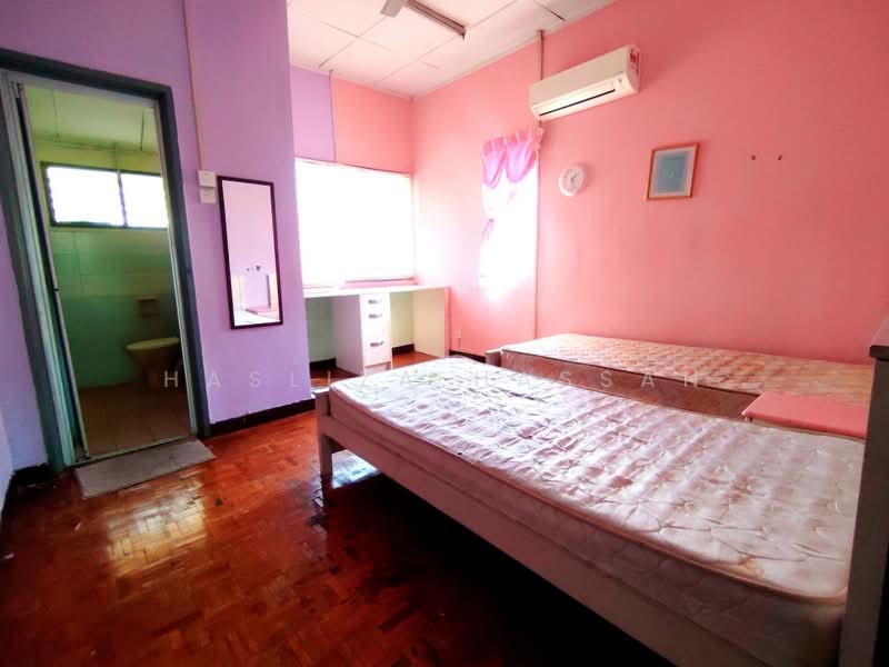 2-storey Terraced House for Sale in Cheras (Selangor) - Hasliza Hassan - Bedroom - PropertyGuru.com.my
