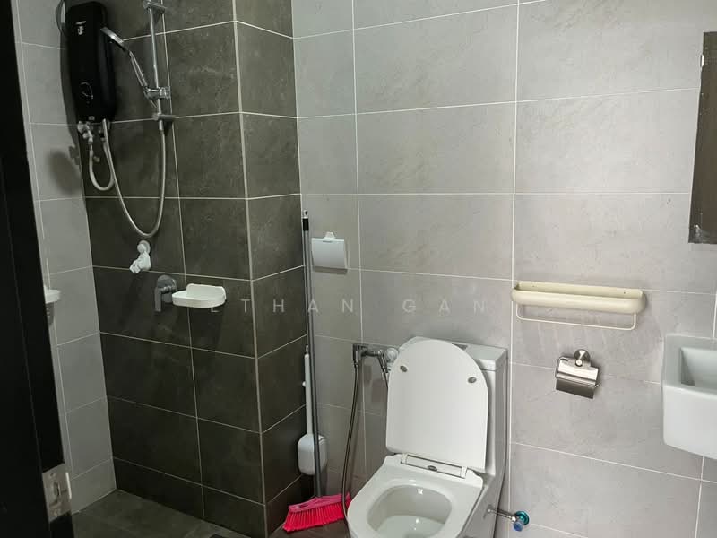 Service Residence for Rent at Twin Tower Residence - Ethan Gan - PropertyGuru.com.my