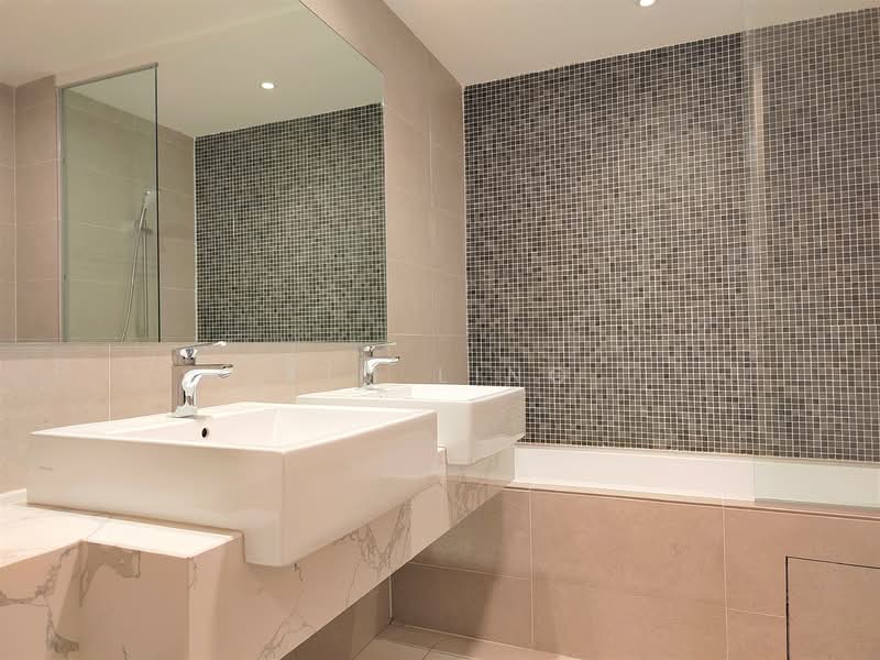 Service Residence for Rent at Ooak Serviced Apartments @ Kiara 163 - Kim Ling - Master Bathroom - PropertyGuru.com.my