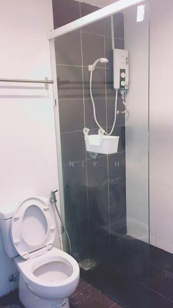 Kediaman Servis untuk Disewa di Pacific Place - Kennly Ho - Bathroom - PropertyGuru.com.my