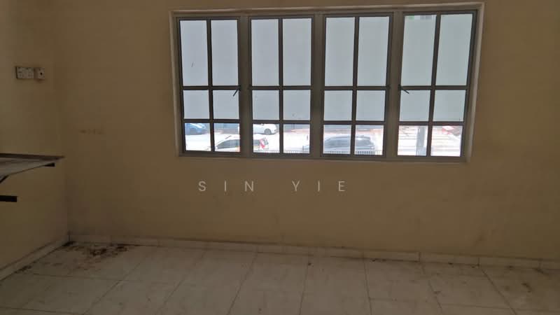 Shop for Rent in Taman Cheng Utama (Cheng) - Sin Yie - Interior - PropertyGuru.com.my