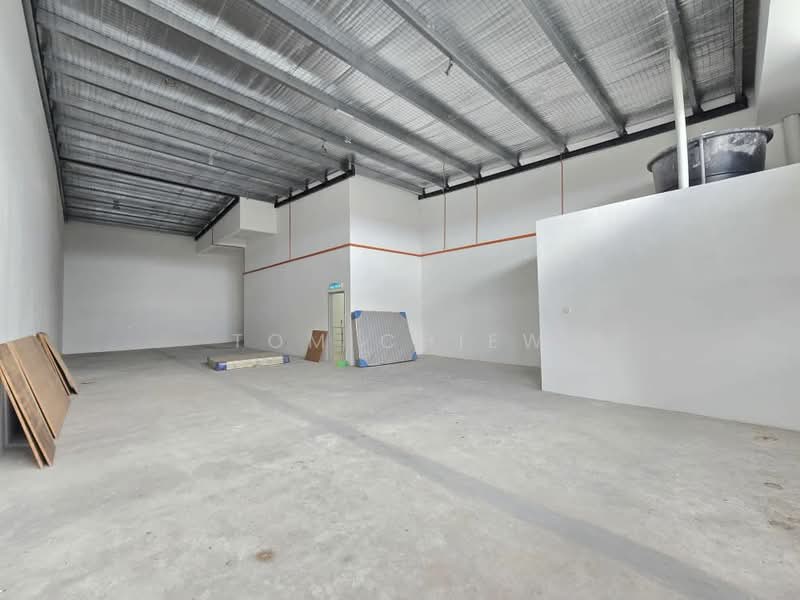 Terrace Factory for Rent in Taman Desa Cemerlang (Ulu Tiram) - Tom Chiew - Interior - PropertyGuru.com.my