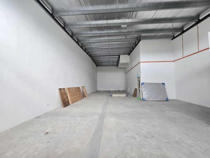 Terrace Factory for Rent in Taman Desa Cemerlang (Ulu Tiram) - Tom Chiew - Interior - PropertyGuru.com.my