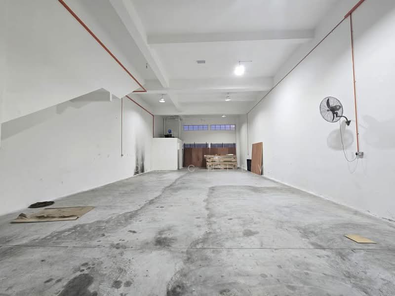 Terrace Factory for Rent in Taman Desa Cemerlang (Ulu Tiram) - Tom Chiew - Interior - PropertyGuru.com.my