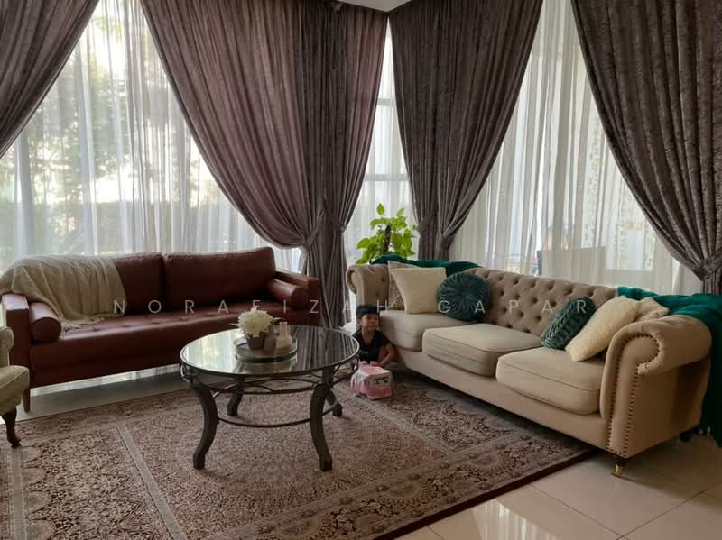 3-storey Terraced House for Rent in Cyberjaya (Selangor) - NoraFizah Gapar - Living Room - PropertyGuru.com.my