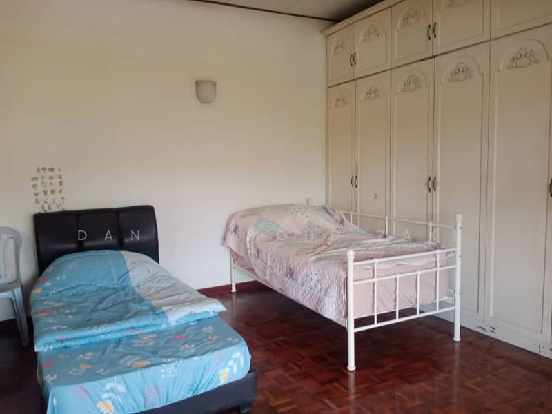 Townhouse for Sale in Taman Duta (Bukit Tunku (Kenny Hills)) - Danial Mohd Zaki - Bedroom - PropertyGuru.com.my
