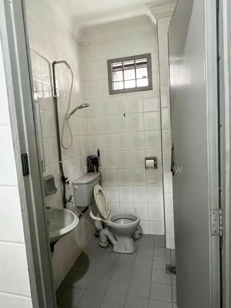 2-storey Terraced House for Sale in Pagoh (Johor) - Albert Liew - Bathroom - PropertyGuru.com.my