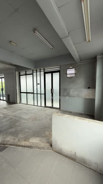 Shop for Rent in Bandar Indahpura (Kulai) - JH Yap - Interior - PropertyGuru.com.my