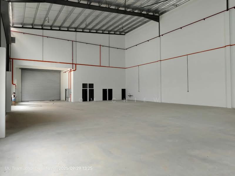 Kilang untuk Disewa di Taman Desa Cemerlang (Ulu Tiram) - Tom Chiew - Interior - PropertyGuru.com.my
