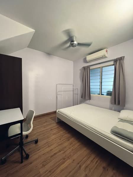 Rumah Banglo untuk Disewa di Shah Alam (Selangor) - Wee . - Bedroom - PropertyGuru.com.my