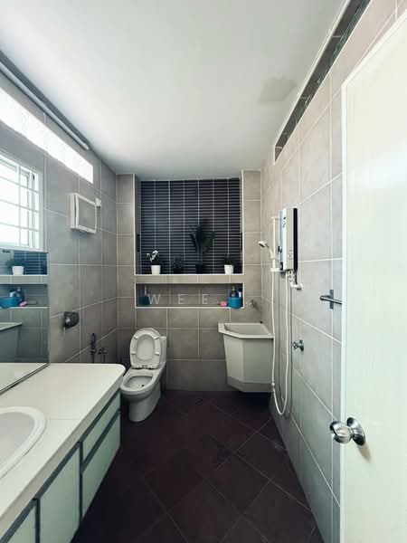 Rumah Banglo untuk Disewa di Shah Alam (Selangor) - Wee . - Bathroom - PropertyGuru.com.my