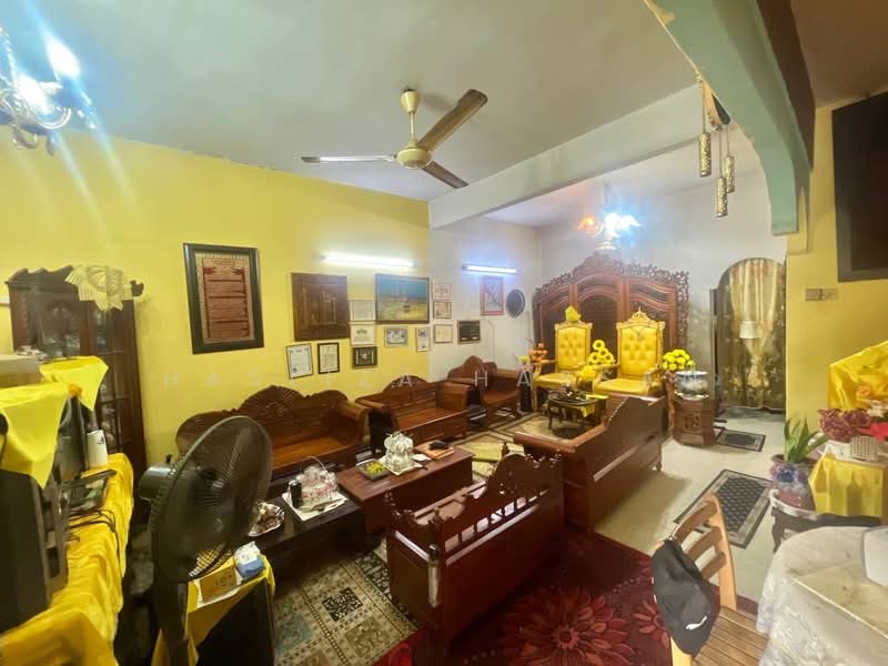 Rumah Teres 2 Tingkat untuk Dijual di Ampang (Selangor) - Hasliza Hassan - Living Room - PropertyGuru.com.my
