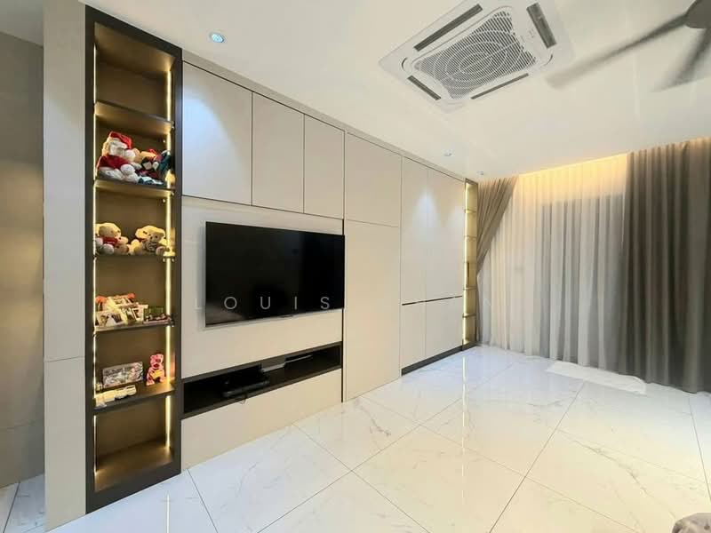 Bungalow for Sale in Kapar (Selangor) - Louis Chan - Living Room - PropertyGuru.com.my