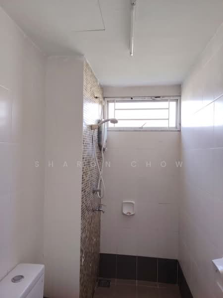 Kondominium untuk Dijual di Suasana Lumayan - Sharon Chow - Bathroom - PropertyGuru.com.my