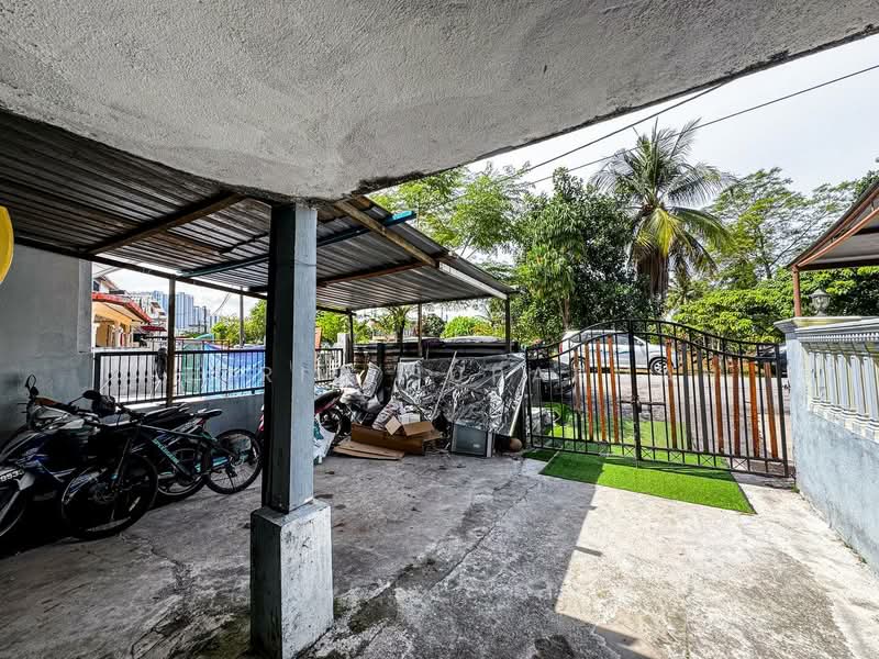 2-storey Terraced House for Sale in Taman Ehsan (Kepong) - Thoriq Suparman - Exterior - PropertyGuru.com.my