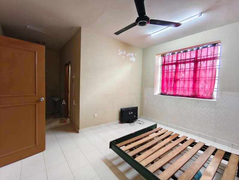 2-storey Terraced House for Sale in Pagoh (Johor) - Albert Liew - Bedroom - PropertyGuru.com.my
