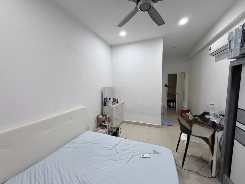 Service Residence for Rent at Pacific Place - Koo Ying Kang - PropertyGuru.com.my