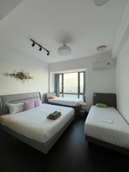 Kondominium untuk Dijual di R&F Princess Cove Phase 2-Seine Region - Jason Fam - Bedroom - PropertyGuru.com.my