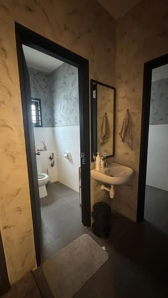 Shop for Sale in Eco Botanic (Iskandar Puteri (Nusajaya)) - Chris Liew - Bathroom - PropertyGuru.com.my