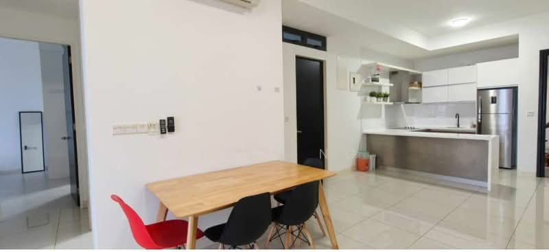 Servis Apartment untuk Dijual di Setia Sky 88 - Jerry Ng - Dining Room - PropertyGuru.com.my