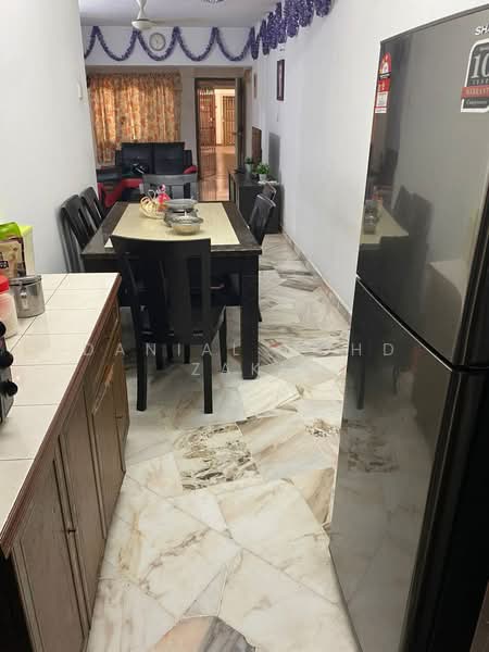 Condominium for Sale at Permai Ria - Danial Mohd Zaki - Living Room - PropertyGuru.com.my