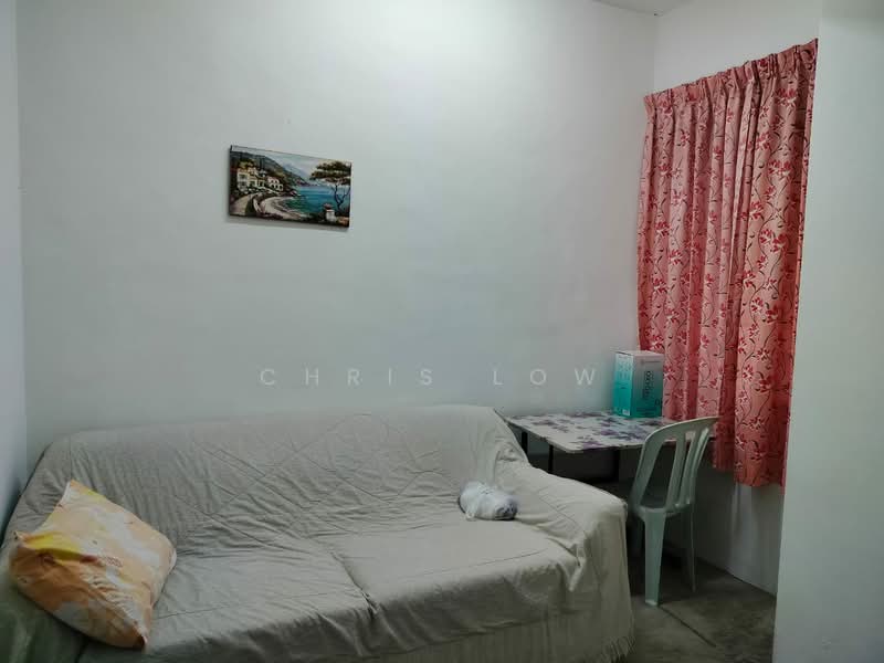 Rumah Teres 2 Tingkat untuk Dijual di Bandar Mahkota Cheras (Cheras) - Chris Low - Living Room - PropertyGuru.com.my