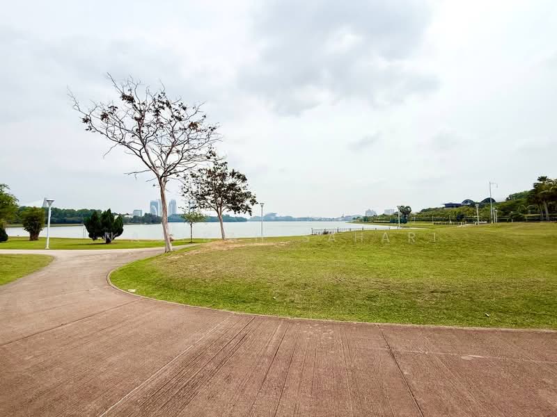 Rumah Teres 2 Tingkat untuk Dijual di Perdana Lakeview East (Cyberjaya) - Najibah Sahari - PropertyGuru.com.my